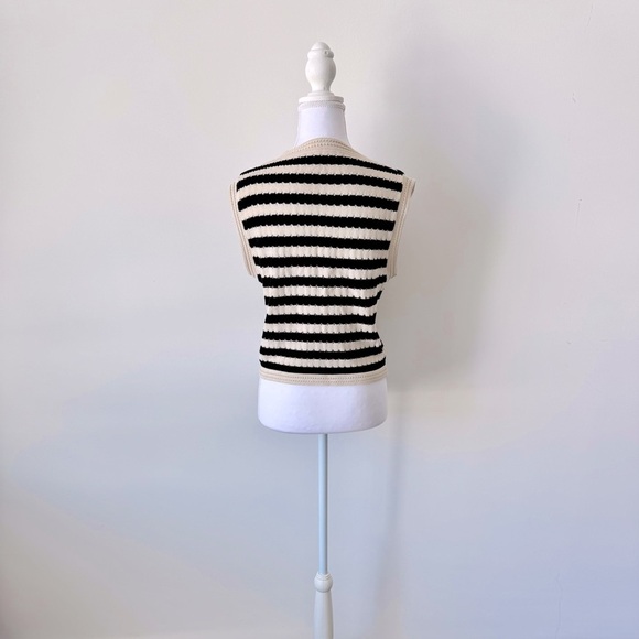 Black & Cream Striped Crochet Sweater Vest 🖤🤍 - Picture 7 of 8